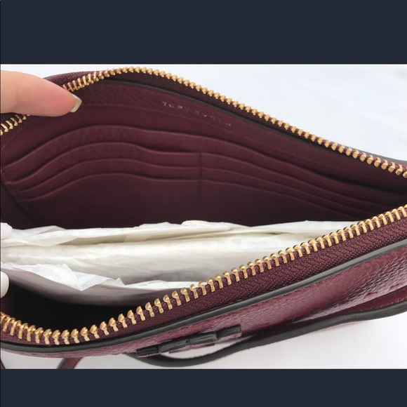 NWT Tory Burch McGraw Small Crossbody Burgundy - Picture 6 of 8